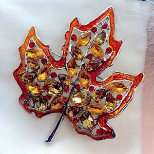 Maple Rhinestone Leave Brooch